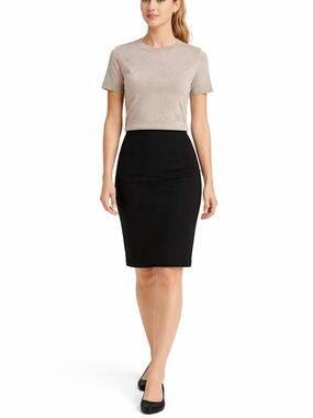 Women's Short-Sleeve Crewneck Sweater in Light Beige